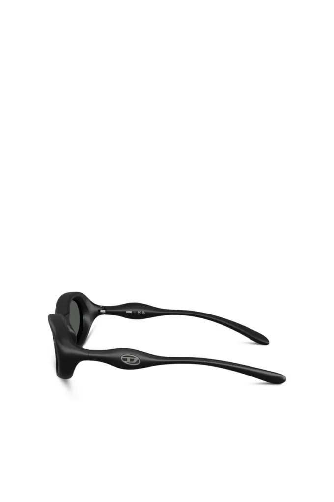 0dl3011u Occhiali da sole ovali 0dl3011u Occhiali da sole ovali