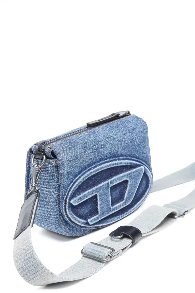 Borsa per fotocamera 1dr Borsa per fotocamera 1DR – Borsa per fotocamera in denim solarizzato Borsa per fotocamera 1dr Borsa per fotocamera 1DR – Borsa per fotocamera in denim solarizzato