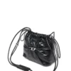 Borsa Scrunch-D-Bucket Borsa Scrunch-D-Bucket in pelle lucida stropicciata Borsa Scrunch-D-Bucket Borsa Scrunch-D-Bucket in pelle lucida stropicciata