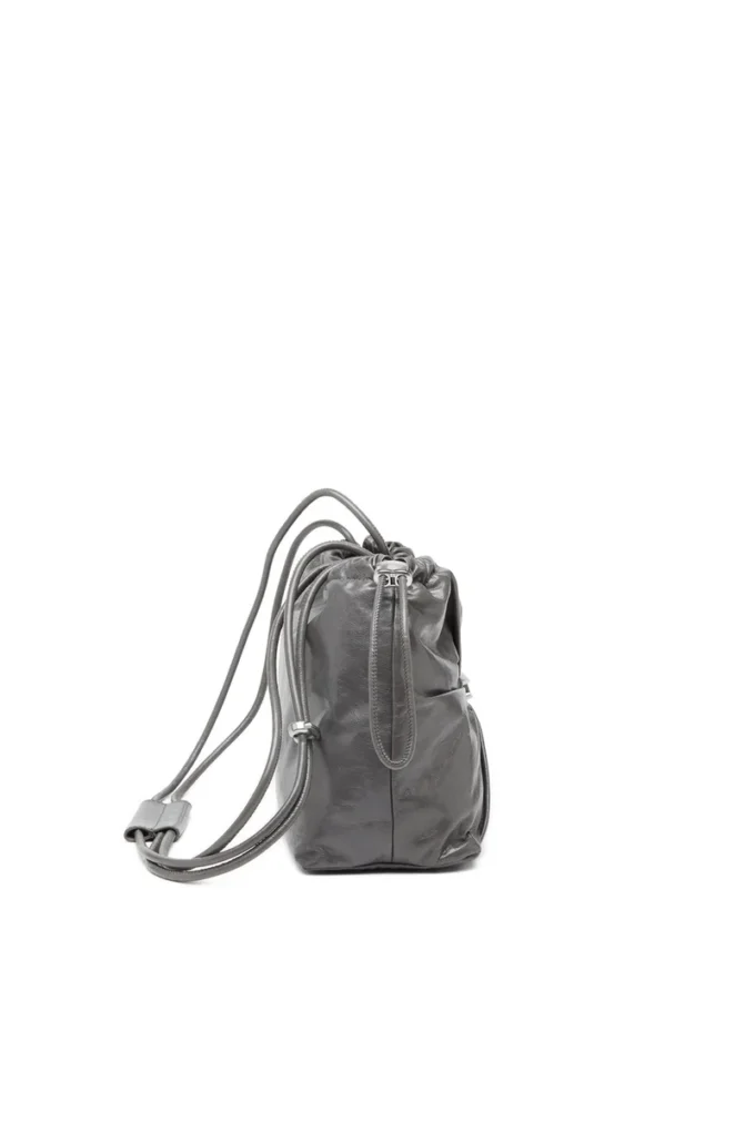Borsa Scrunch-D-Bucket Borsa Scrunch-D-Bucket in pelle lucida stropicciata Borsa Scrunch-D-Bucket Borsa Scrunch-D-Bucket in pelle lucida stropicciata
