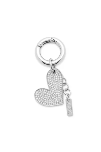 ciondolo-cuore Ciondolo a forma di cuore in metallo con strass