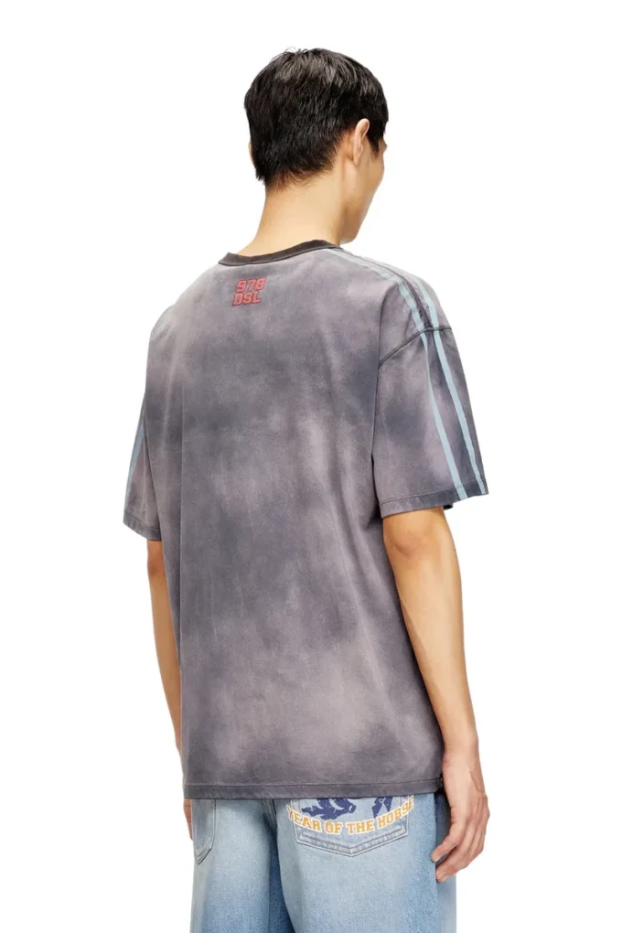 cl-t-boxt-horse T-shirt in cotone con stampa grafica cavallo cl-t-boxt-horse T-shirt in cotone con stampa grafica cavallo