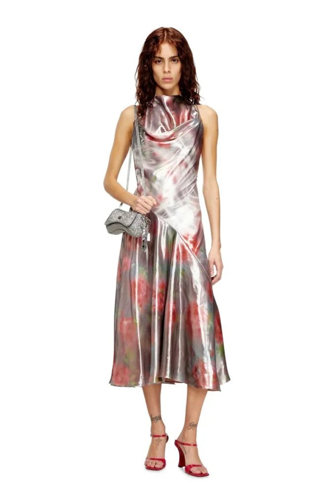 d-ebra Abito midi metallizzato con stampa di rose d-ebra Abito midi metallizzato con stampa di rose