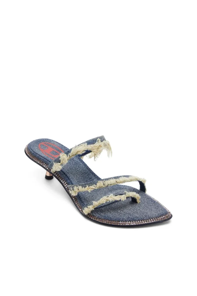 d-havanna kittie D-Havanna Kittie – Mules in denim sfrangiato con cristalli d-havanna kittie D-Havanna Kittie – Mules in denim sfrangiato con cristalli