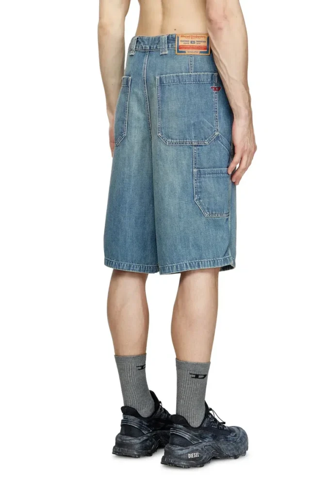 d-livery-w-short Shorts in denim stile utility