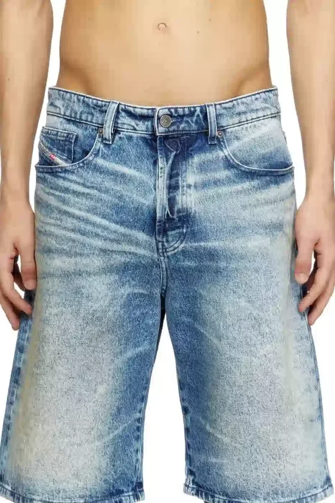 d-rixford-s Shorts in denim con stampa di testi di canzoni d-rixford-s Shorts in denim con stampa di testi di canzoni