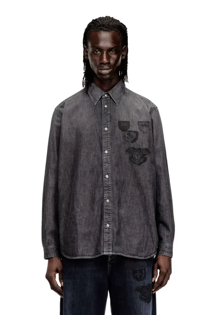 d-simply-s15 Camicia in denim con emblema ricamato d-simply-s15 Camicia in denim con emblema ricamato