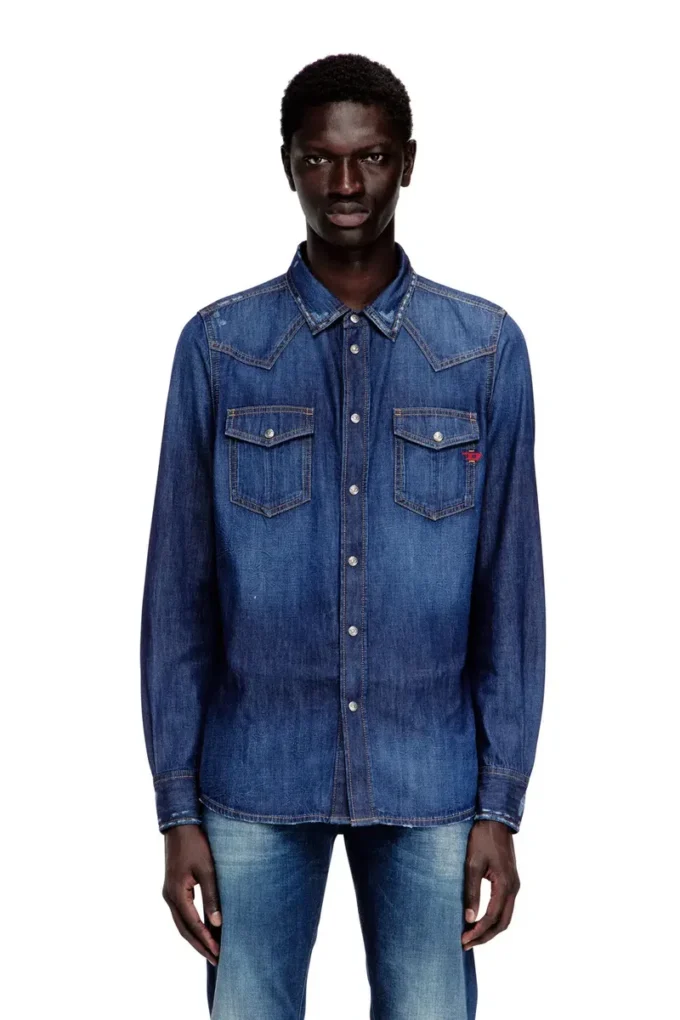 d-vega Camicia in denim con tasche applicate d-vega Camicia in denim con tasche applicate