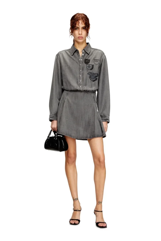 de-drevia-s Abito in denim con toppe ricamate de-drevia-s Abito in denim con toppe ricamate