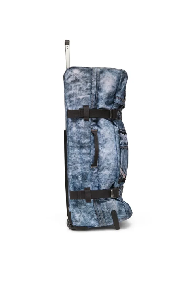 Diesel transit’r l Trolley da viaggio in denim trompe l’oeil Diesel transit’r l Trolley da viaggio in denim trompe l’oeil