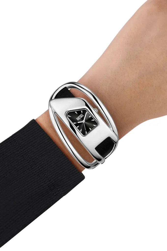 dz5627 orologio Wrap-D in pelle nera dz5627 orologio Wrap-D in pelle nera