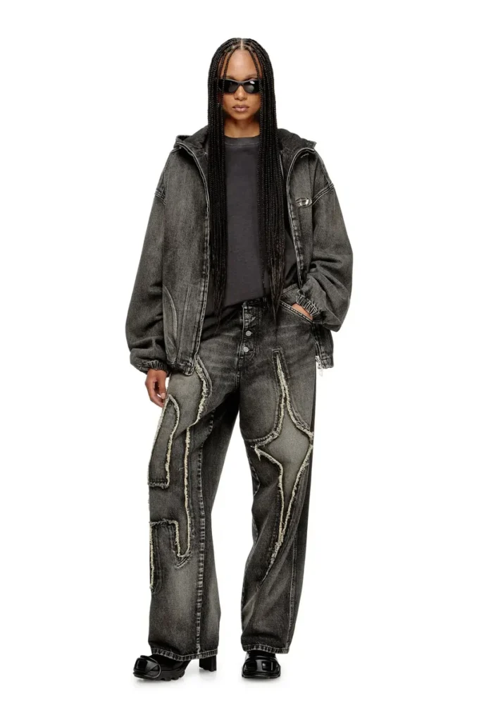 Giacca con cappuccio Thugjack in denim slavato Giacca con cappuccio Thugjack in denim slavato