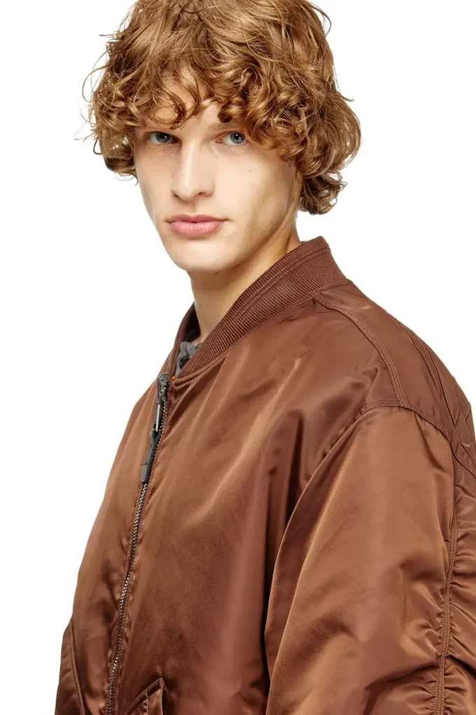 j-held Bomber in nylon imbottito con Oval D j-held Bomber in nylon imbottito con Oval D