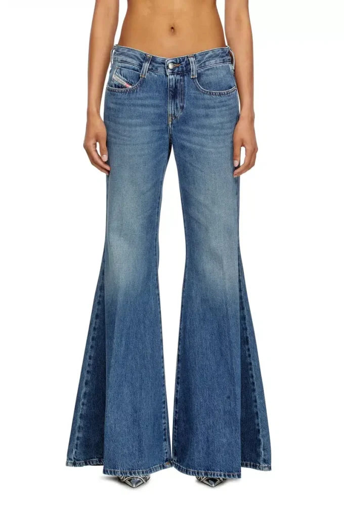 jeans a zampa 1970 d-bleess 09m56 Trova il negozio più vicino jeans a zampa 1970 d-bleess 09m56 Trova il negozio più vicino