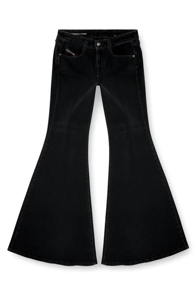 jeans a zampa 1970 d-bleess 09m69 Trova il negozio più vicino jeans a zampa 1970 d-bleess 09m69 Trova il negozio più vicino