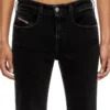 jeans a zampa 1970 d-bleess 09m69 Trova il negozio più vicino jeans a zampa 1970 d-bleess 09m69 Trova il negozio più vicino