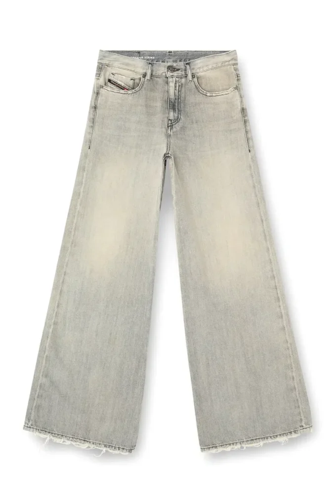 Jeans a zampa 1978 d-akemi 068ru Trova il negozio più vicino Jeans a zampa 1978 d-akemi 068ru Trova il negozio più vicino