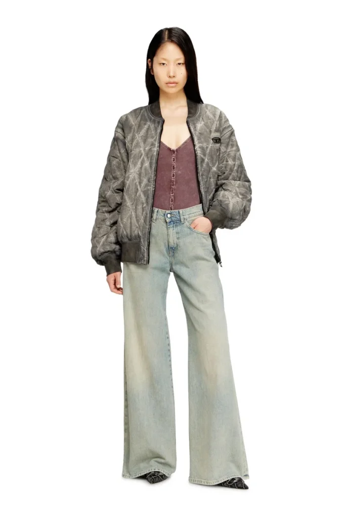 jeans a zampa 1978 d-akemi 09n33 Trova il negozio più vicino jeans a zampa 1978 d-akemi 09n33 Trova il negozio più vicino