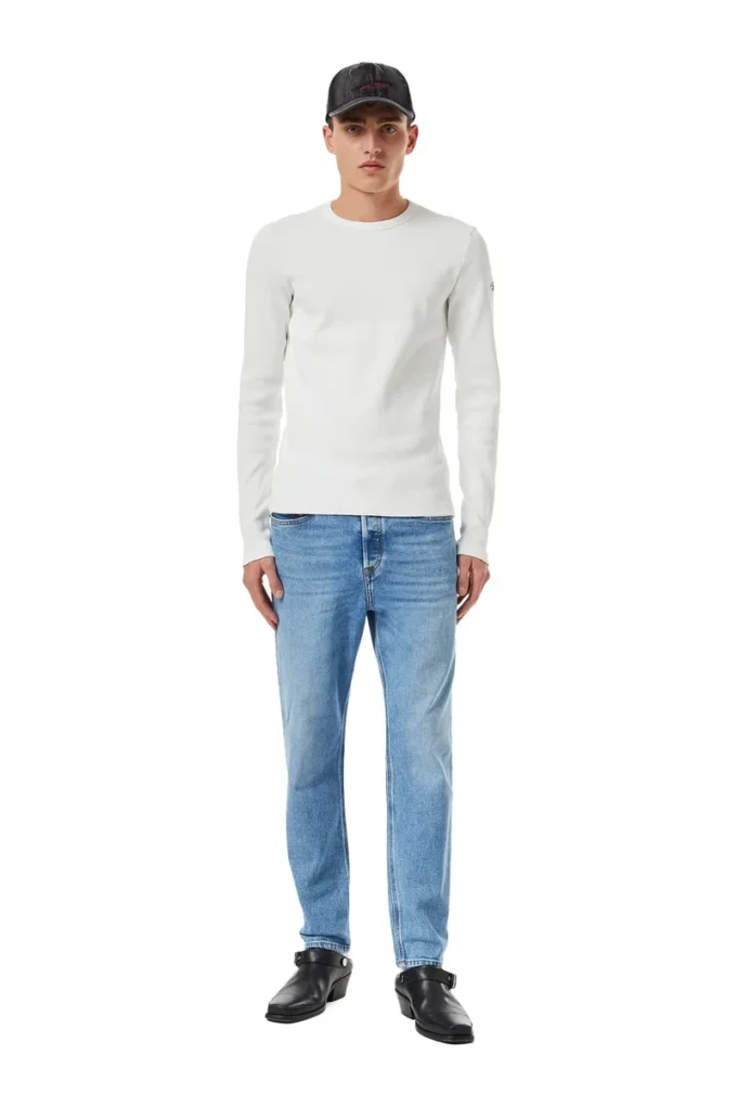 jeans affusolati 2005 D-Fining 09b92 Trova il negozio più vicino jeans affusolati 2005 D-Fining 09b92 Trova il negozio più vicino