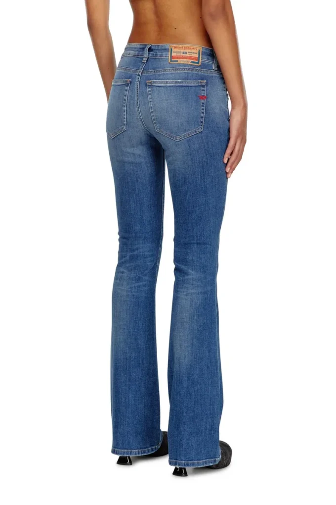 jeans bootcut 1969 D-Ebbey 09j33 Trova il negozio più vicino jeans bootcut 1969 D-Ebbey 09j33 Trova il negozio più vicino