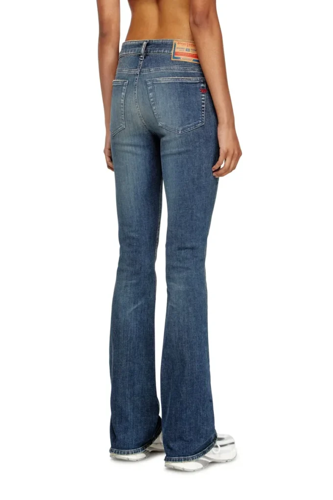 Jeans bootcut 1969 D-Ebbey 09l96 Trova il negozio più vicino Jeans bootcut 1969 D-Ebbey 09l96 Trova il negozio più vicino