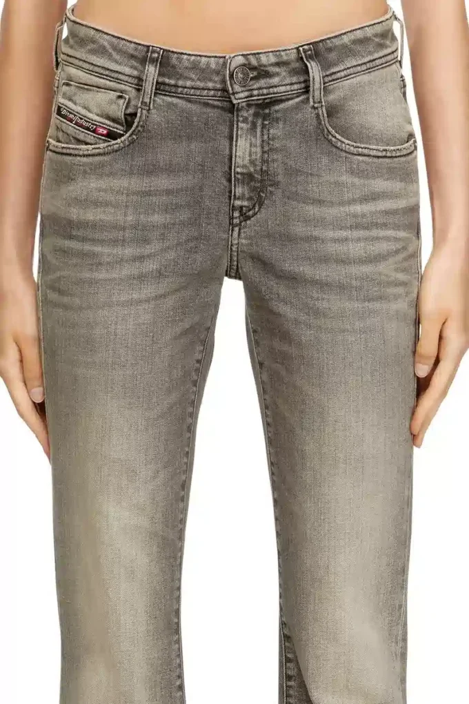 jeans bootcut 1969 D-Ebbey 09l99 Trova il negozio più vicino jeans bootcut 1969 D-Ebbey 09l99 Trova il negozio più vicino