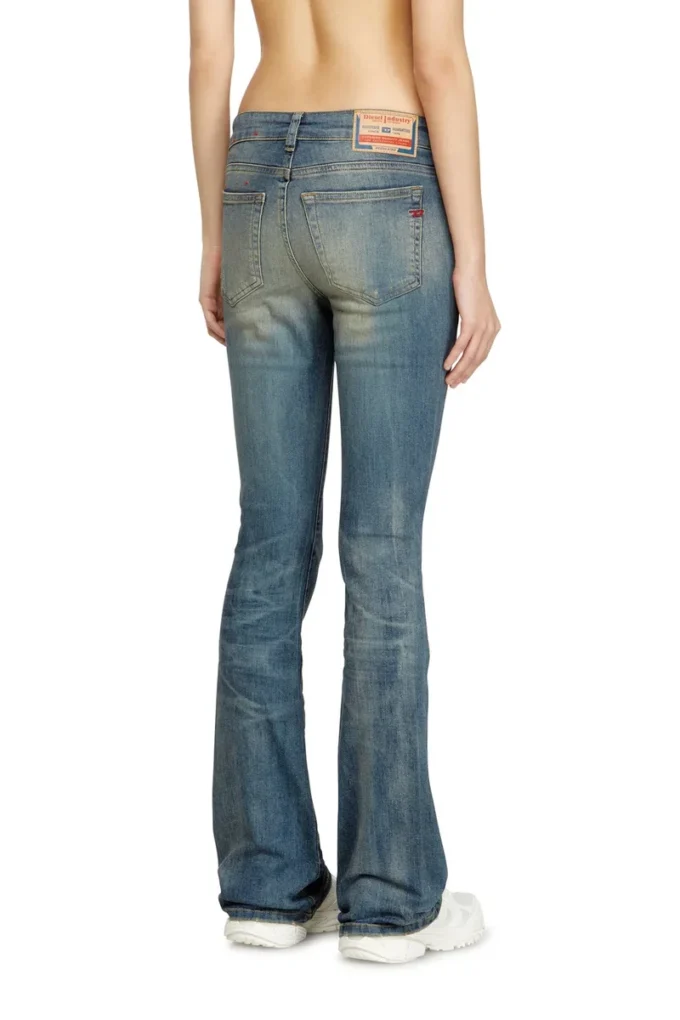Jeans bootcut 1969 D-Ebbey 0adbp Trova il negozio più vicino Jeans bootcut 1969 D-Ebbey 0adbp Trova il negozio più vicino