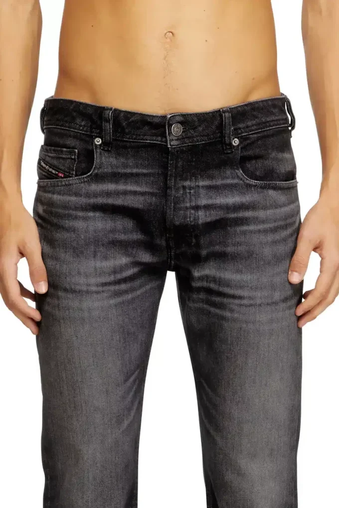 jeans bootcut 2007 Zatiny 09n48 Trova il negozio più vicino jeans bootcut 2007 Zatiny 09n48 Trova il negozio più vicino