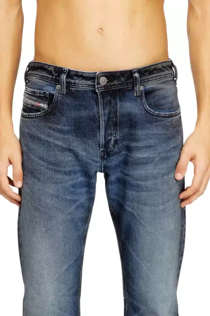 Jeans bootcut 2007 Zatiny 09n53 Trova il negozio più vicino Jeans bootcut 2007 Zatiny 09n53 Trova il negozio più vicino