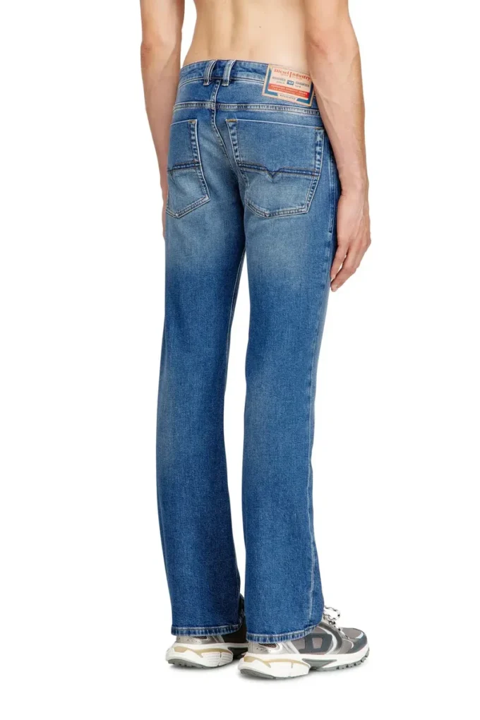 jeans bootcut 2007 Zatiny 0adbi Trova il negozio più vicino jeans bootcut 2007 Zatiny 0adbi Trova il negozio più vicino