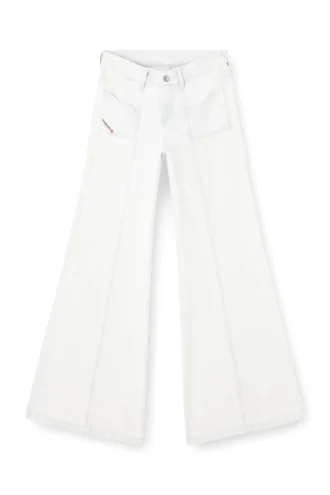 jeans flare d-akii 09m08 Trova il negozio più vicino