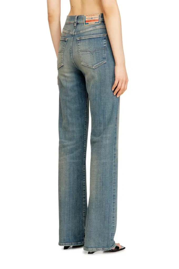jeans regular 1971 d-sent 09n32 Trova il negozio più vicino jeans regular 1971 d-sent 09n32 Trova il negozio più vicino