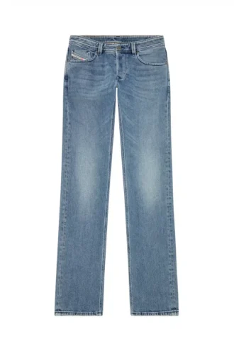 jeans regular 1985 Larkee 09h30 Trova il negozio più vicino jeans regular 1985 Larkee 09h30 Trova il negozio più vicino