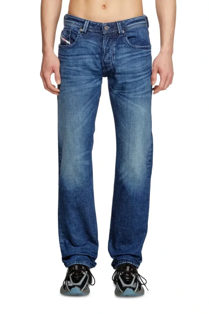 jeans regular 1985 Larkee 09l51 Trova il negozio più vicino jeans regular 1985 Larkee 09l51 Trova il negozio più vicino