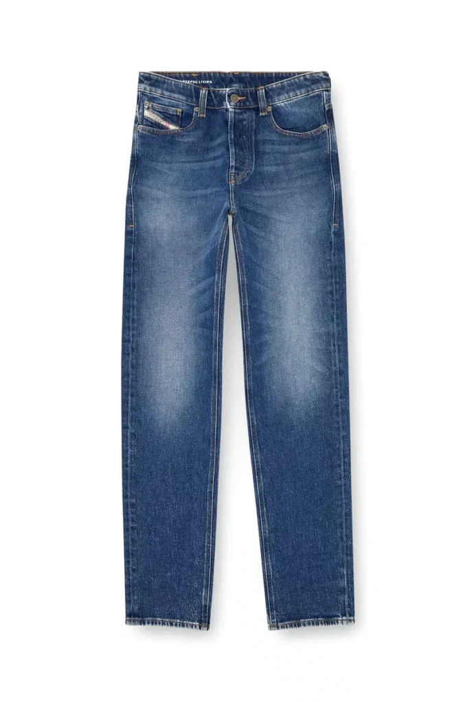 jeans regular 1988 d-ark 09l21 Trova il negozio più vicino jeans regular 1988 d-ark 09l21 Trova il negozio più vicino