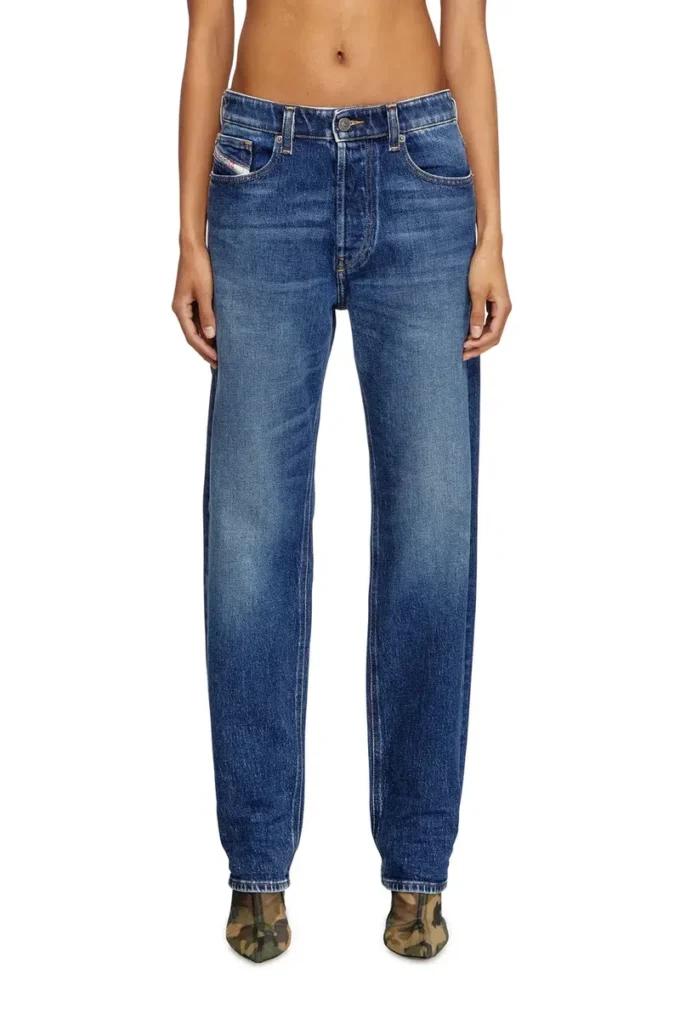 jeans regular 1988 d-ark 09l21 Trova il negozio più vicino jeans regular 1988 d-ark 09l21 Trova il negozio più vicino