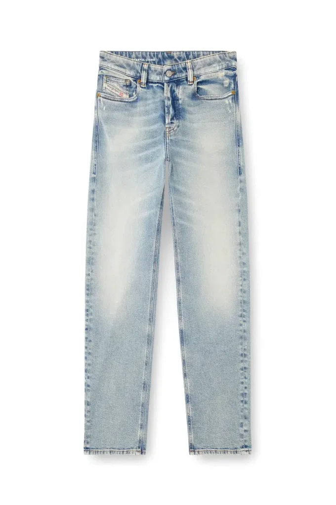 jeans regular 1988 d-ark 09m21 Trova il negozio più vicino jeans regular 1988 d-ark 09m21 Trova il negozio più vicino