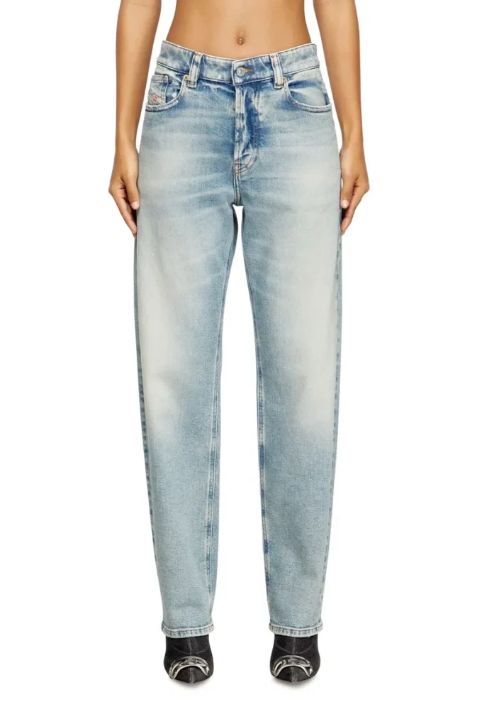 jeans regular 1988 d-ark 09m21 Trova il negozio più vicino jeans regular 1988 d-ark 09m21 Trova il negozio più vicino