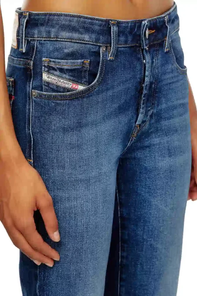 jeans regular 1989 d-mine 09i28 Trova il negozio più vicino