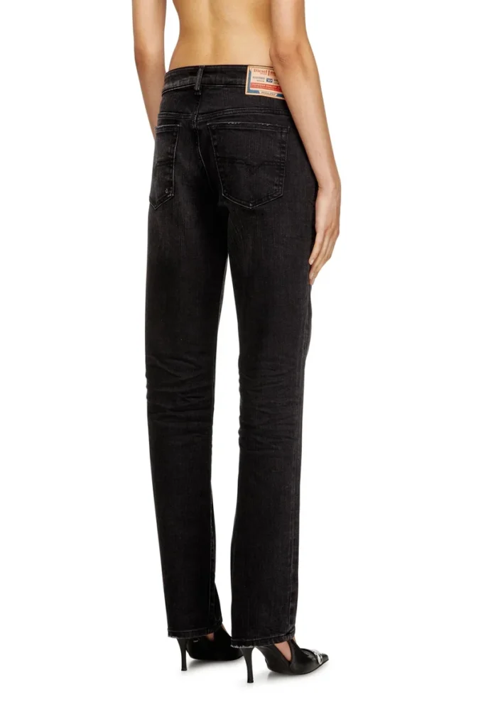 jeans regular 1989 d-mine 09m75 Trova il negozio più vicino jeans regular 1989 d-mine 09m75 Trova il negozio più vicino