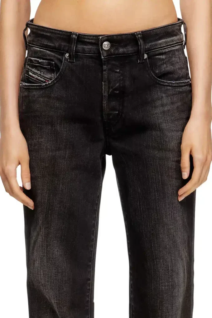 jeans regular 1989 d-mine 09m75 Trova il negozio più vicino jeans regular 1989 d-mine 09m75 Trova il negozio più vicino