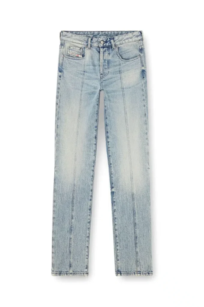 jeans regular 1989 d-mine 09n55 Trova il negozio più vicino jeans regular 1989 d-mine 09n55 Trova il negozio più vicino