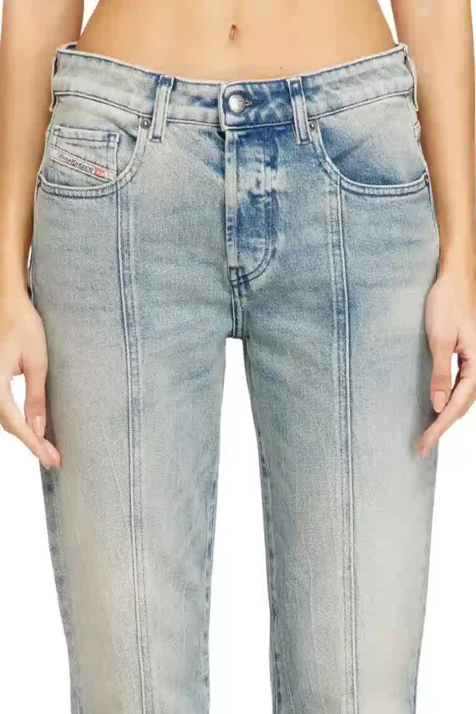 jeans regular 1989 d-mine 09n55 Trova il negozio più vicino jeans regular 1989 d-mine 09n55 Trova il negozio più vicino