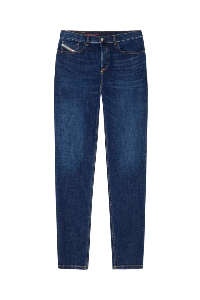 jeans regular 2005 D-Fining 09b90 Trova il negozio più vicino jeans regular 2005 D-Fining 09b90 Trova il negozio più vicino