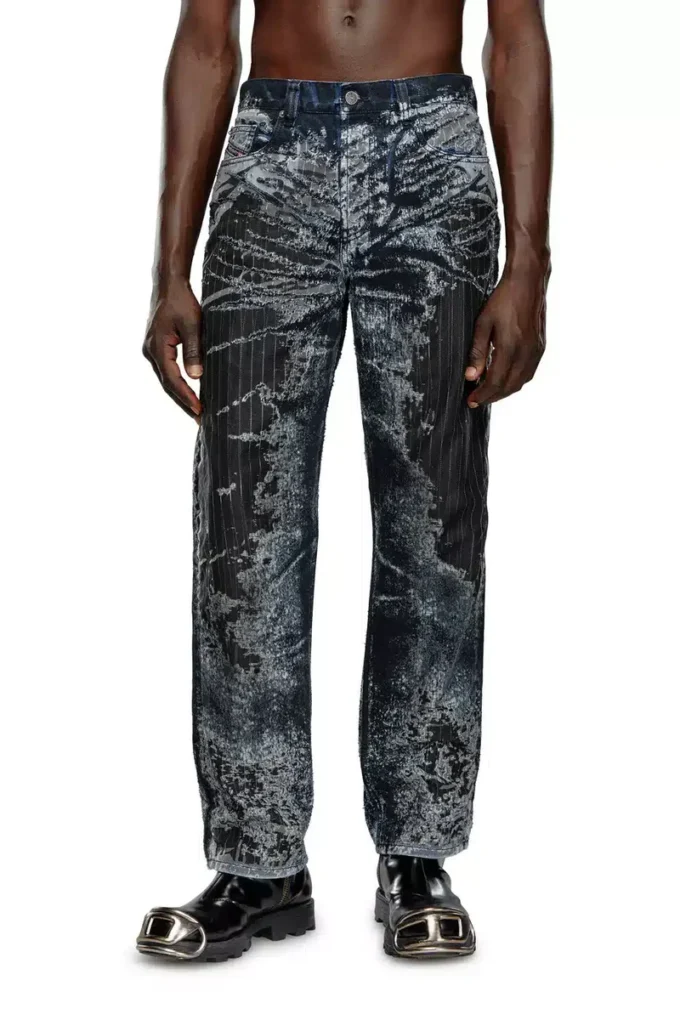 jeans regular 2010 D-Macs 068mu Trova il negozio più vicino
