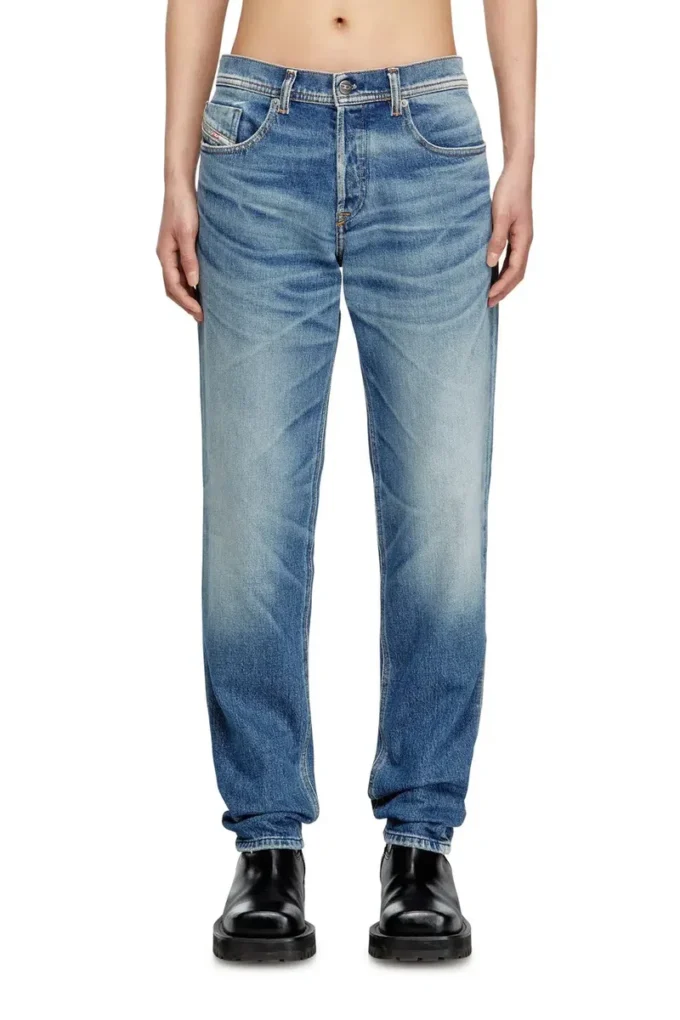 jeans regular 2023 d-finitive 09m12 Trova il negozio più vicino jeans regular 2023 d-finitive 09m12 Trova il negozio più vicino