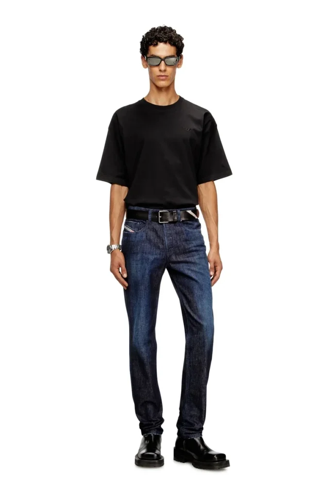 jeans regular 2023 d-finitive 09m19 Trova il negozio più vicino jeans regular 2023 d-finitive 09m19 Trova il negozio più vicino
