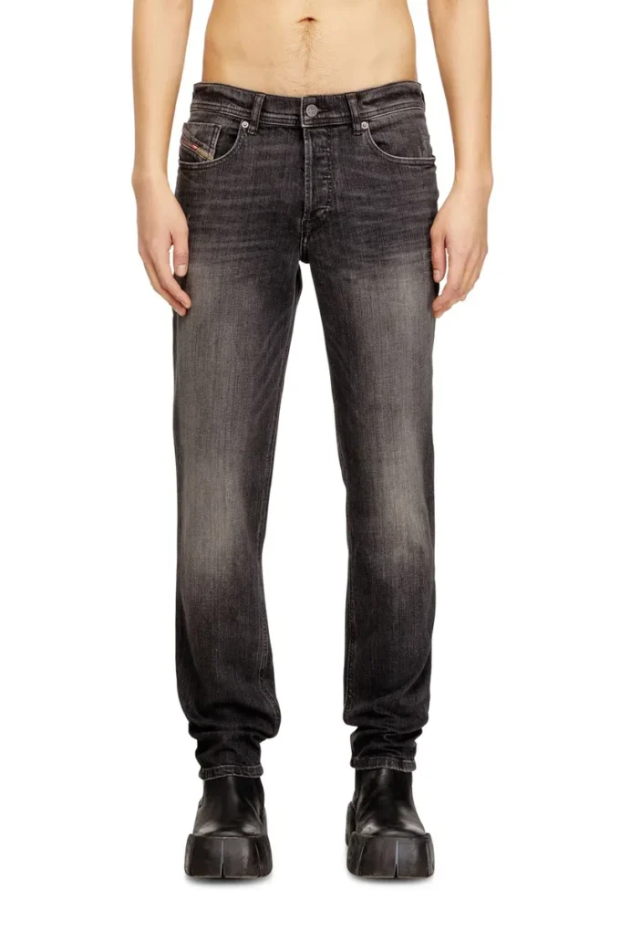 jeans regular 2023 d-finitive 0adbu Trova il negozio più vicino jeans regular 2023 d-finitive 0adbu Trova il negozio più vicino