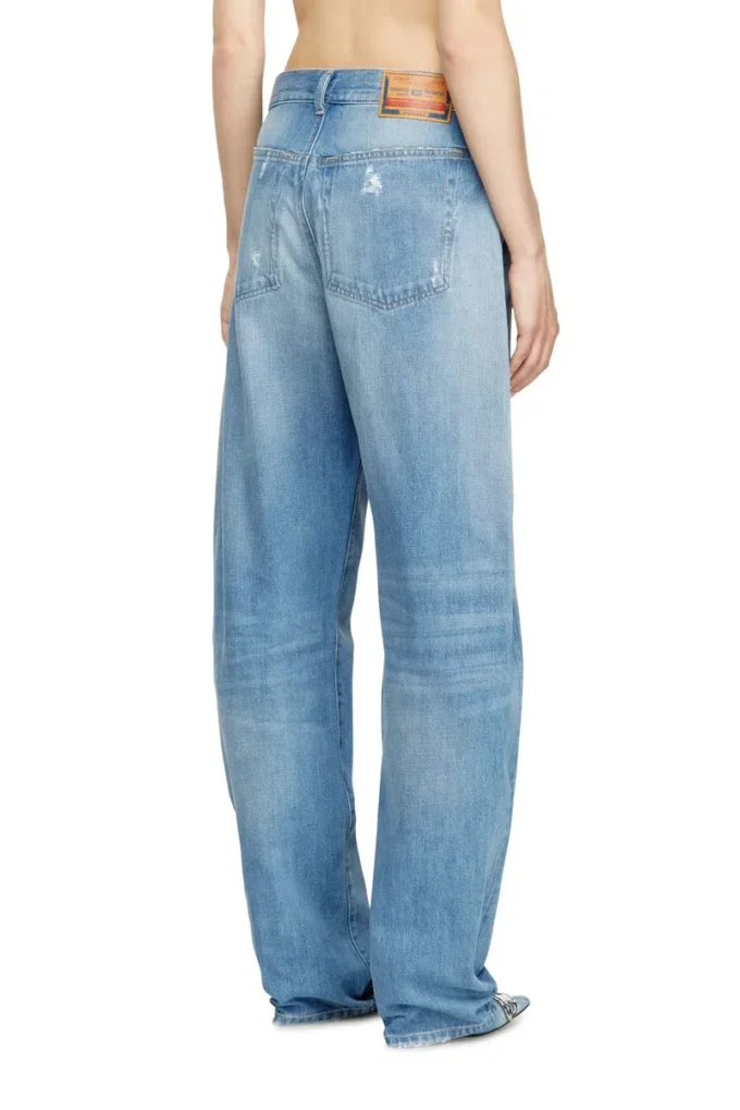 jeans relaxed 1974 d-ellz 09m24 Trova il negozio più vicino jeans relaxed 1974 d-ellz 09m24 Trova il negozio più vicino