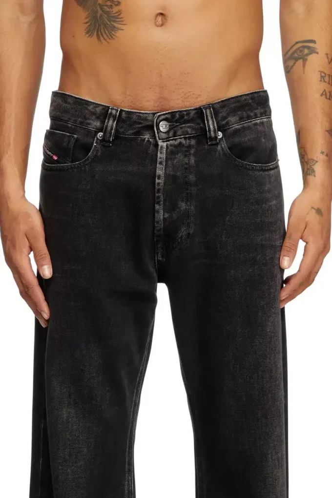 jeans relaxed 1980 d-eeper 09j96 Trova il negozio più vicino jeans relaxed 1980 d-eeper 09j96 Trova il negozio più vicino